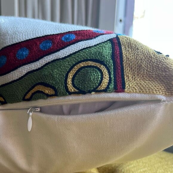 Embroidered Frida and Cat Throw Pillow Cover - Picture 5 of 5